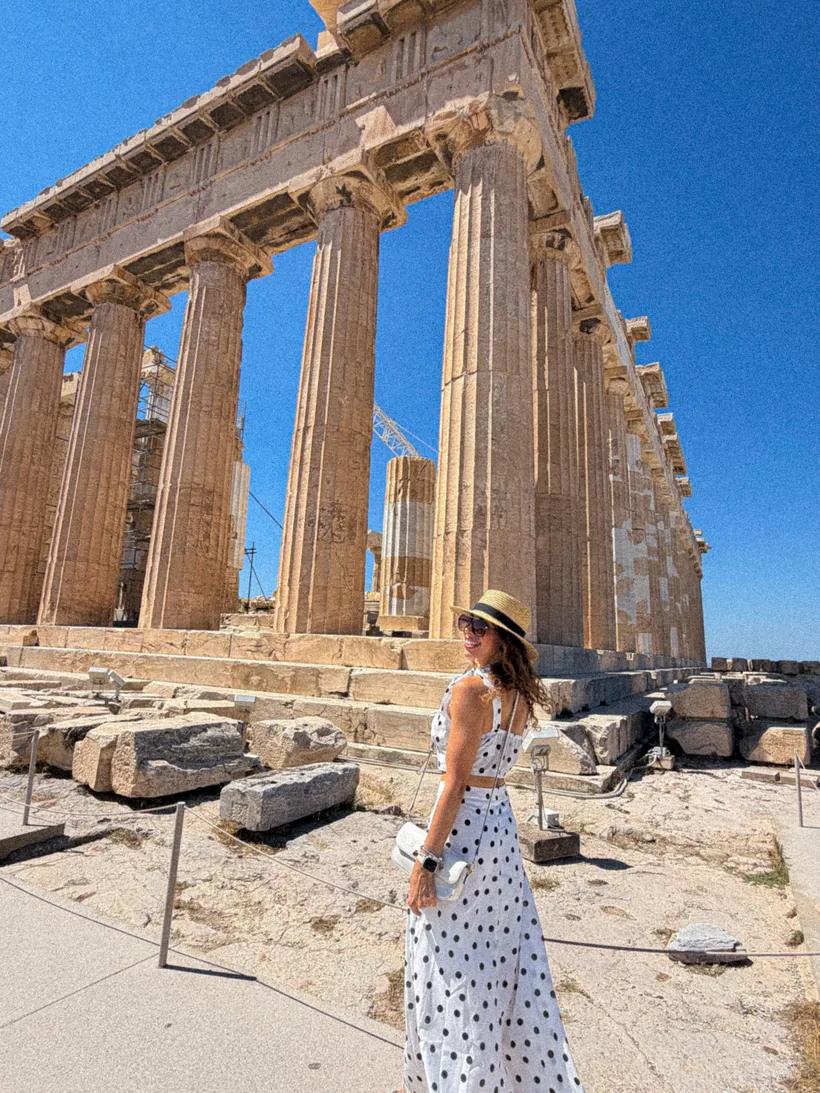 Depois: o Partenon visto de dentro com o preset Atenas aplicado